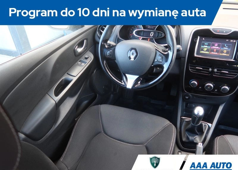 Renault Clio cena 36000 przebieg: 123294, rok produkcji 2016 z Przasnysz małe 137